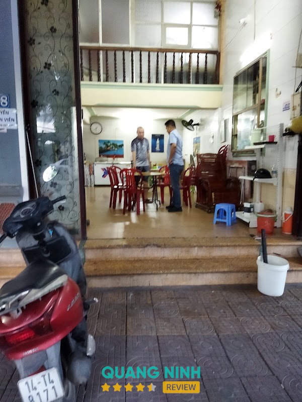 Cơm Lý Cửu Cẩm Phả