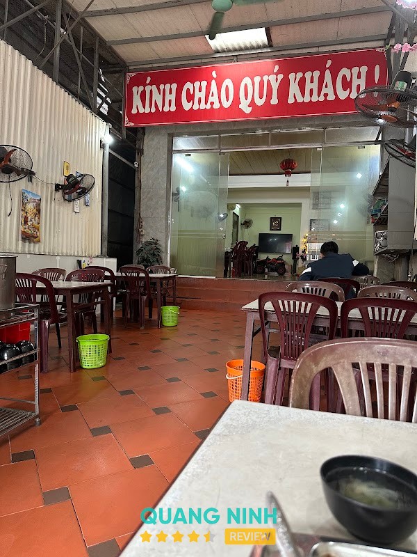 Cơm Tú Anh Cẩm Phả