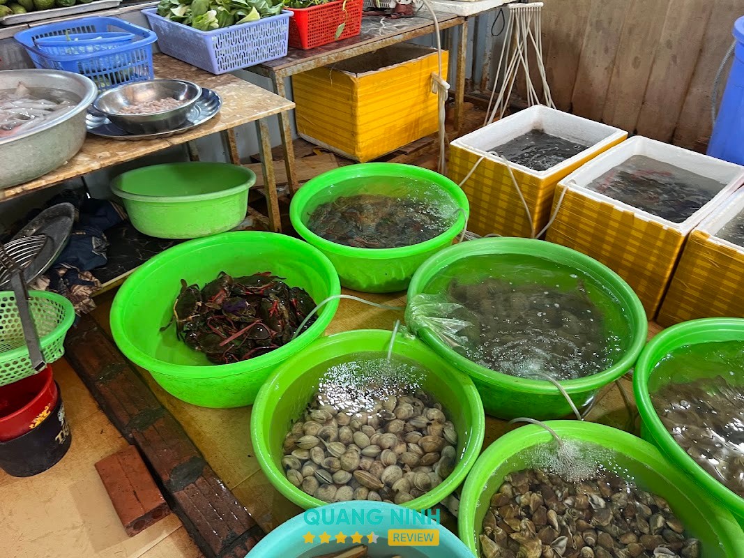 Nhà Hàng Tuấn Gấm Cao Xanh