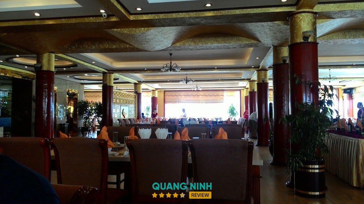 Hoàng Gia – hình ảnh 3