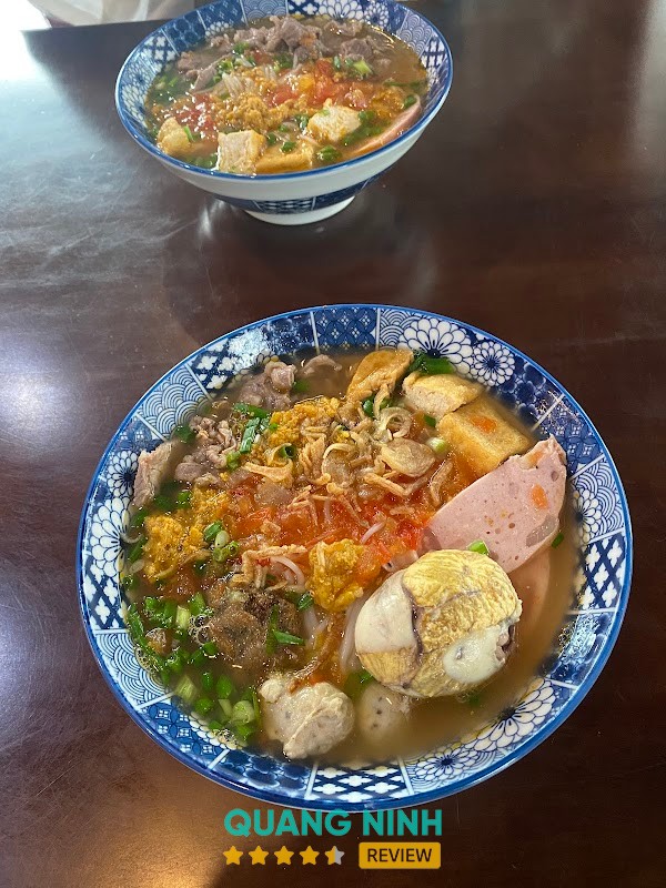 Lẩu Gà Ớt Hiểm Đức Khánh Hà Lầm