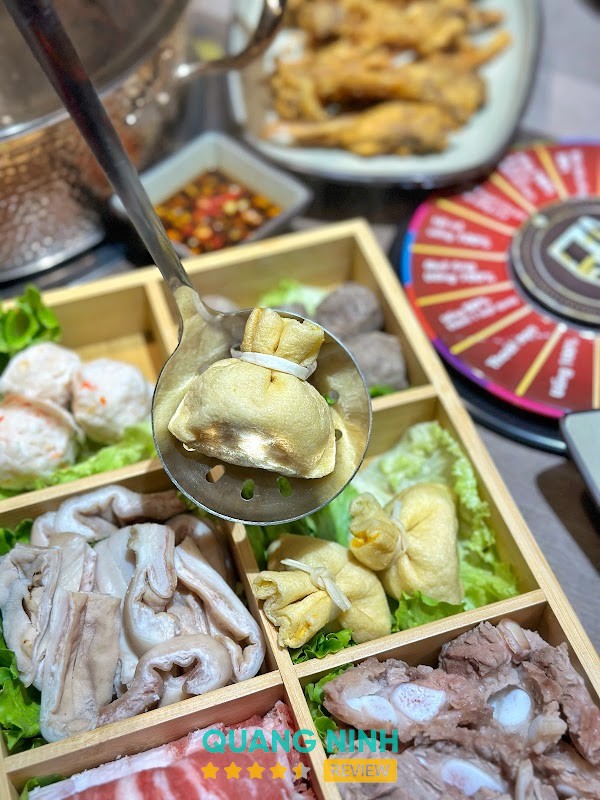 Món lẩu tại Lẩu Trung Hoa 2006