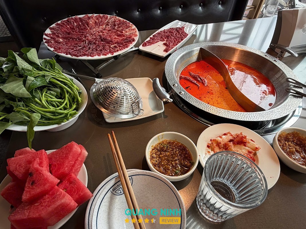 Thịt bò tại Dao Niu Guo Hạ Long