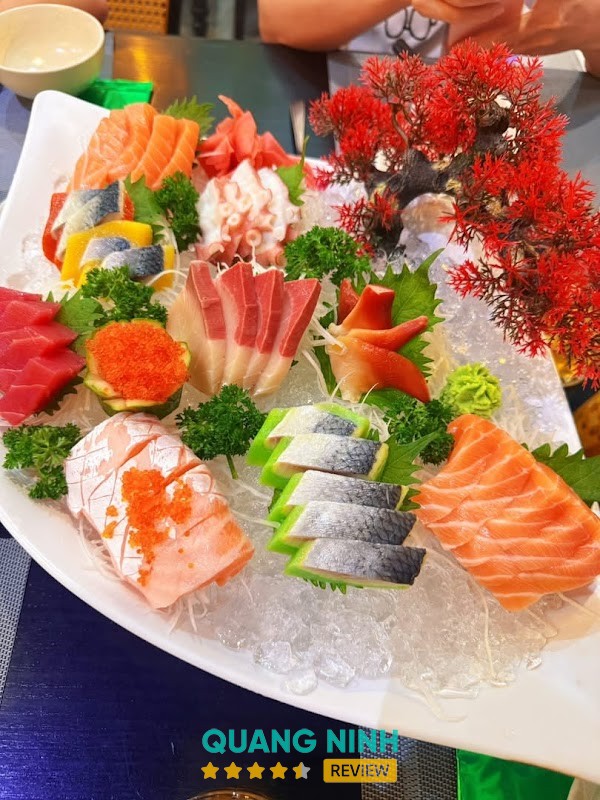Không gian Nhà Hàng Madame Phuong – hình ảnh 3