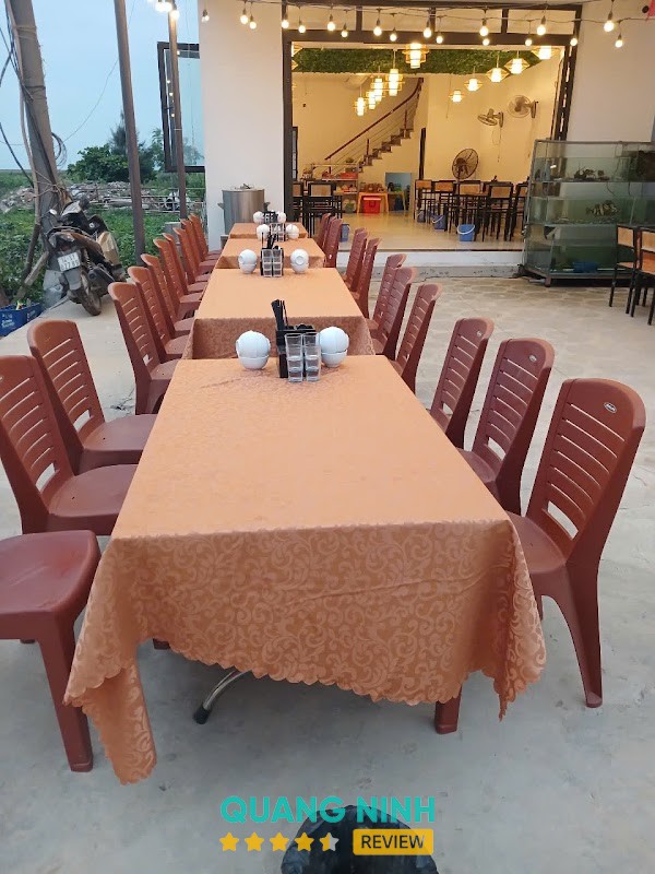Quán Đại Đoàn – Cơm Lẩu Hải Sản Quan Lạn – hình ảnh 1