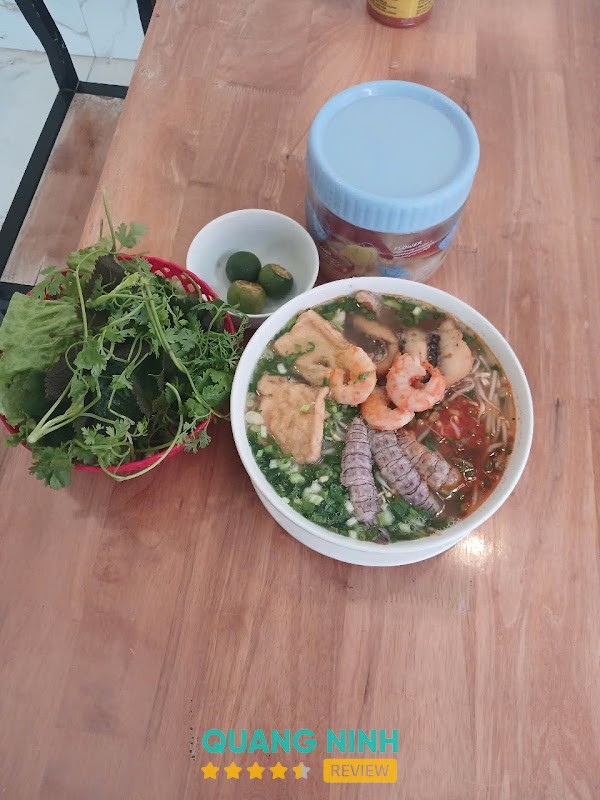 Quán Đại Đoàn – Cơm Lẩu Hải Sản Quan Lạn – hình ảnh 2