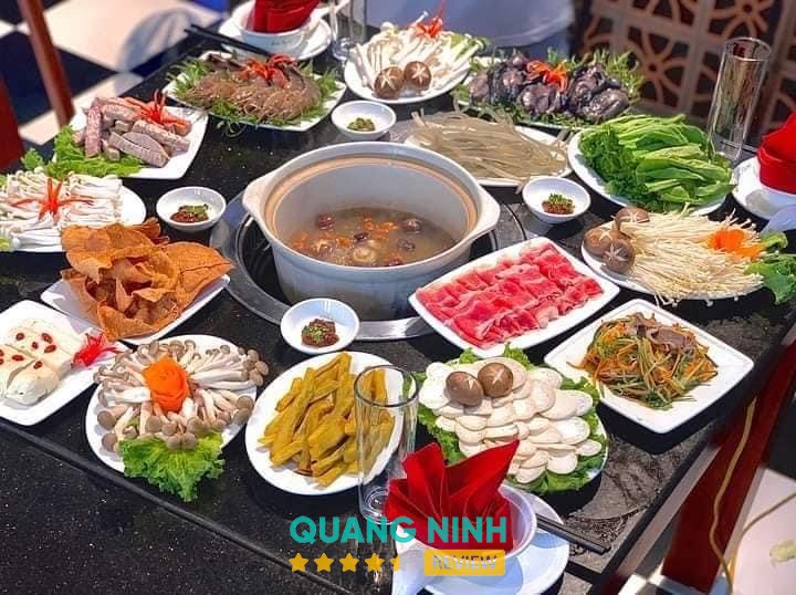 Lẩu Nấm Gia Khánh 嘉庆木菇火锅 ; 下龙海鲜 – hình ảnh 2