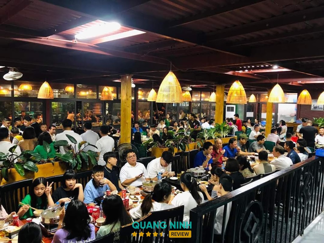 Cảng Bia Cửa Lục tại Hồng Gai
