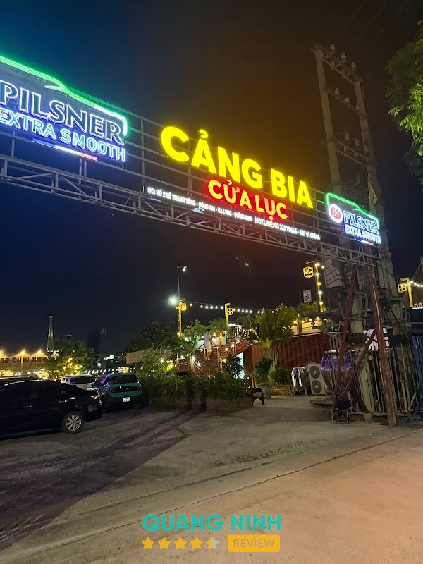 Không gian ven biển tại Cảng Bia Cửa Lục