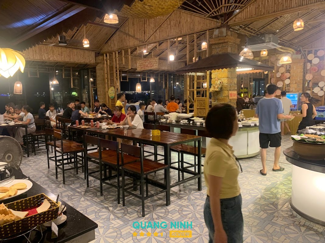 Nhà hàng Buffet Sen Á Đông Bãi Cháy