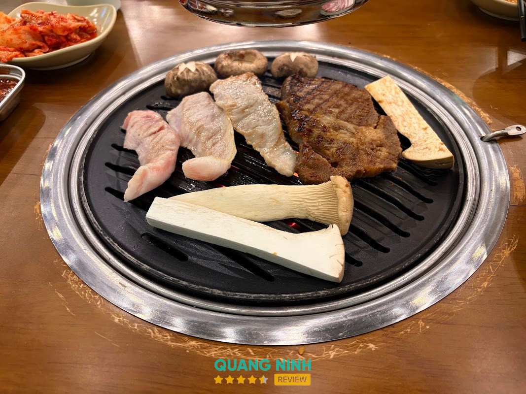 Nhăm Nhăm Buffet Hạ Long – hình ảnh 3