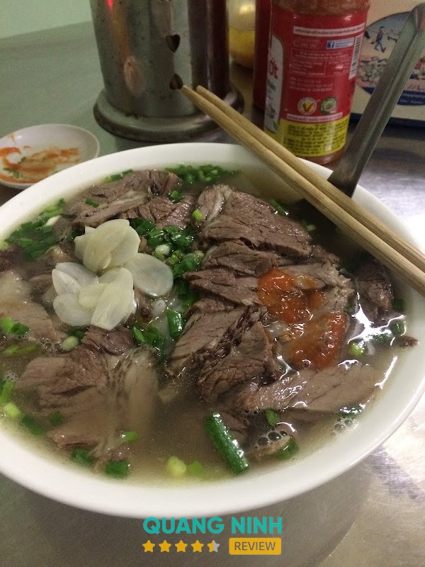 Phở Bò Nam Định 54 Giếng Sen Tiền An – quán phở ở Quảng Yên