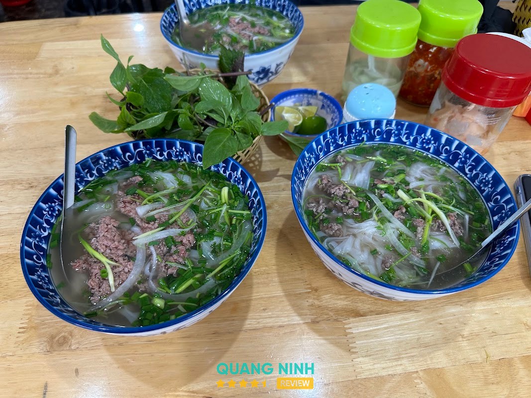 Phở BẮP BÒ CỒ TOÀN – quán phở ngon ở Bãi Cháy