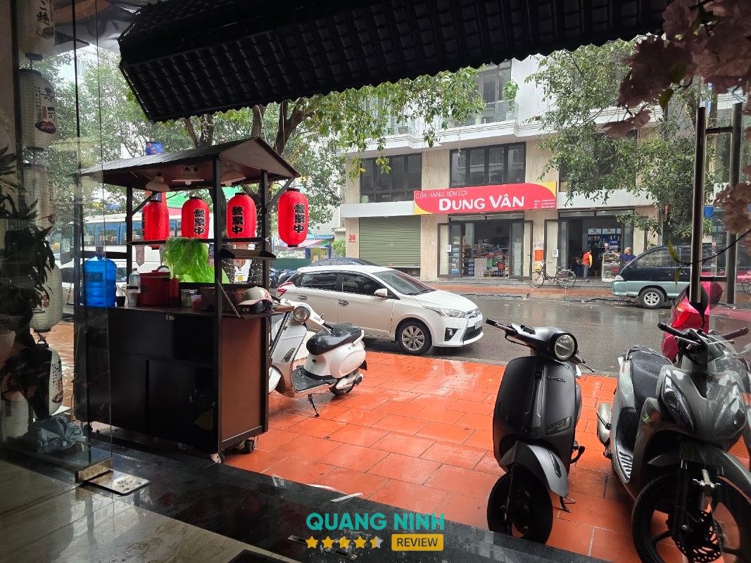 Kua Sushi Hạ Long