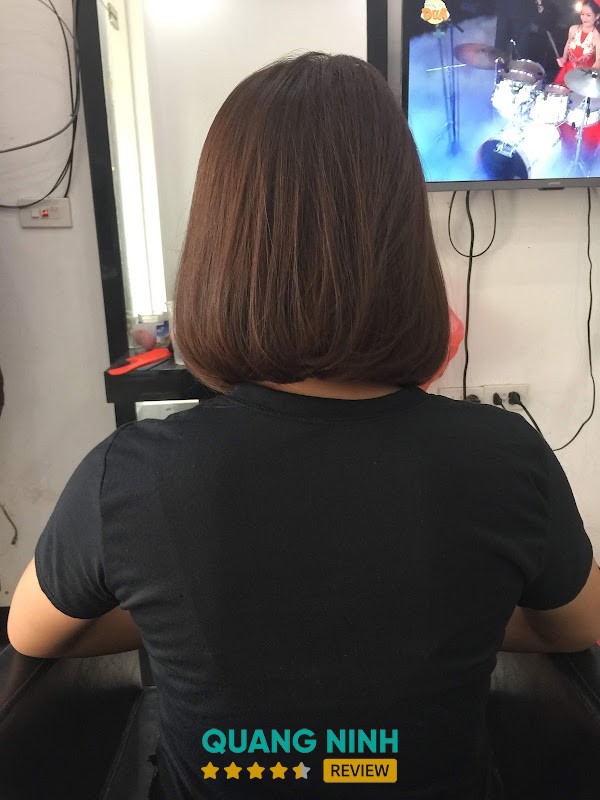 Dịch vụ tóc tại Tiệm cắt tóc Dương Nam