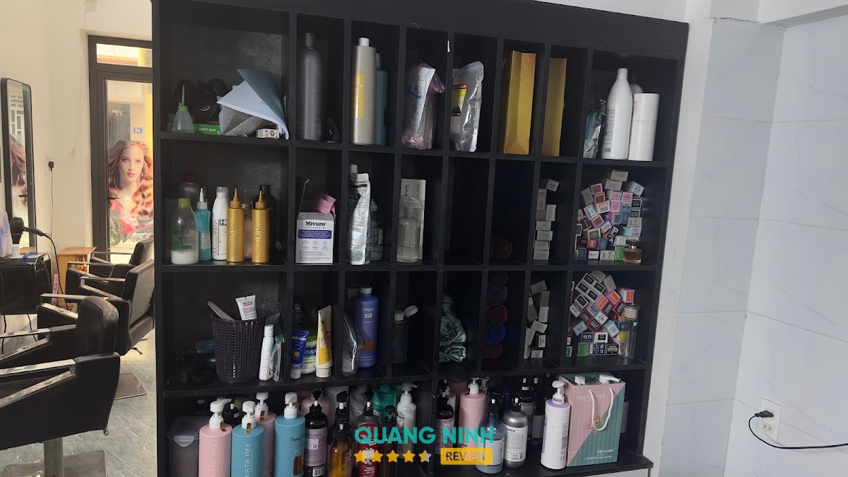 Salon HuyLinh Hồng Gai