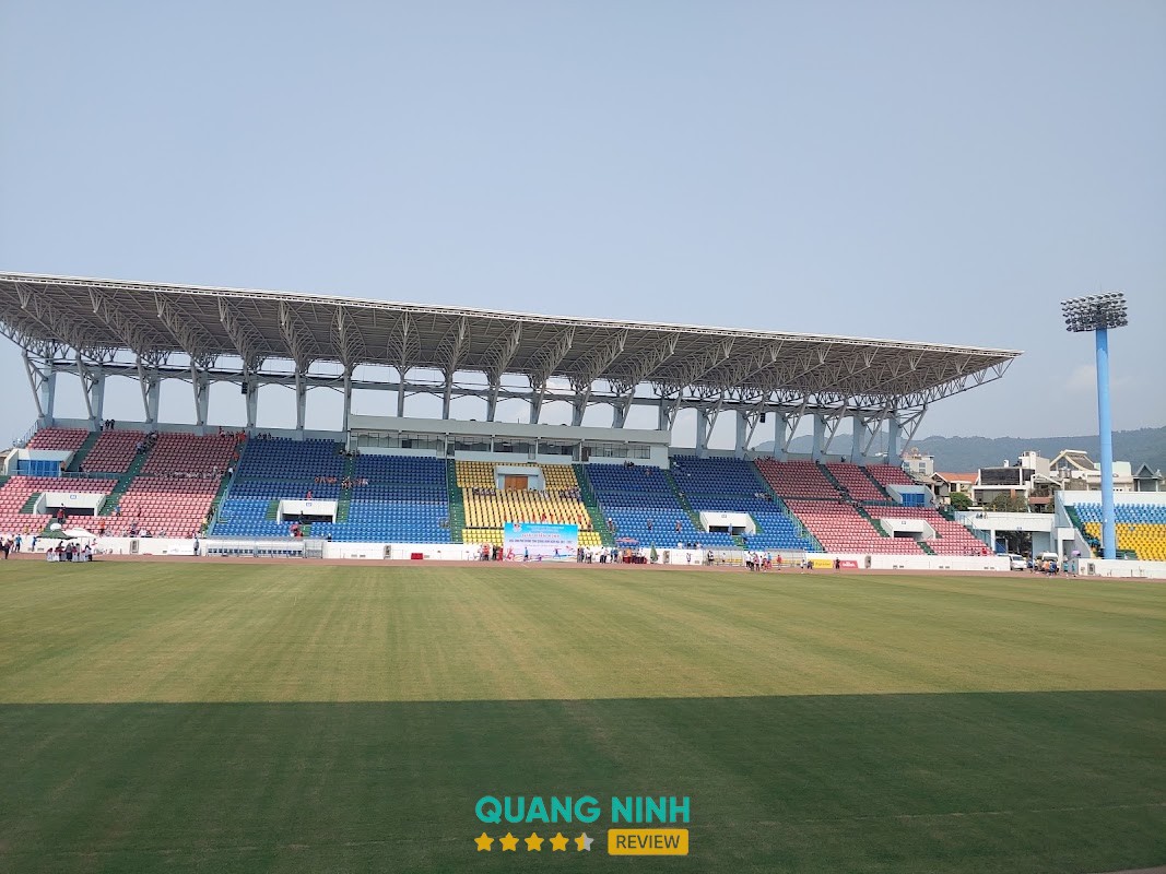 Sân Vận Động TP. Cẩm Phả – hình ảnh 2