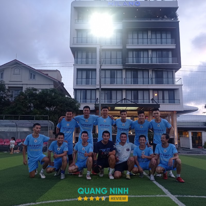 Sân bóng đá 88 Legend Hạ Long