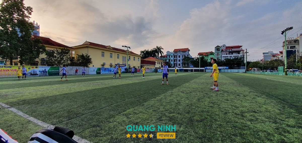 Sân bóng Trần Phú – hình ảnh 2