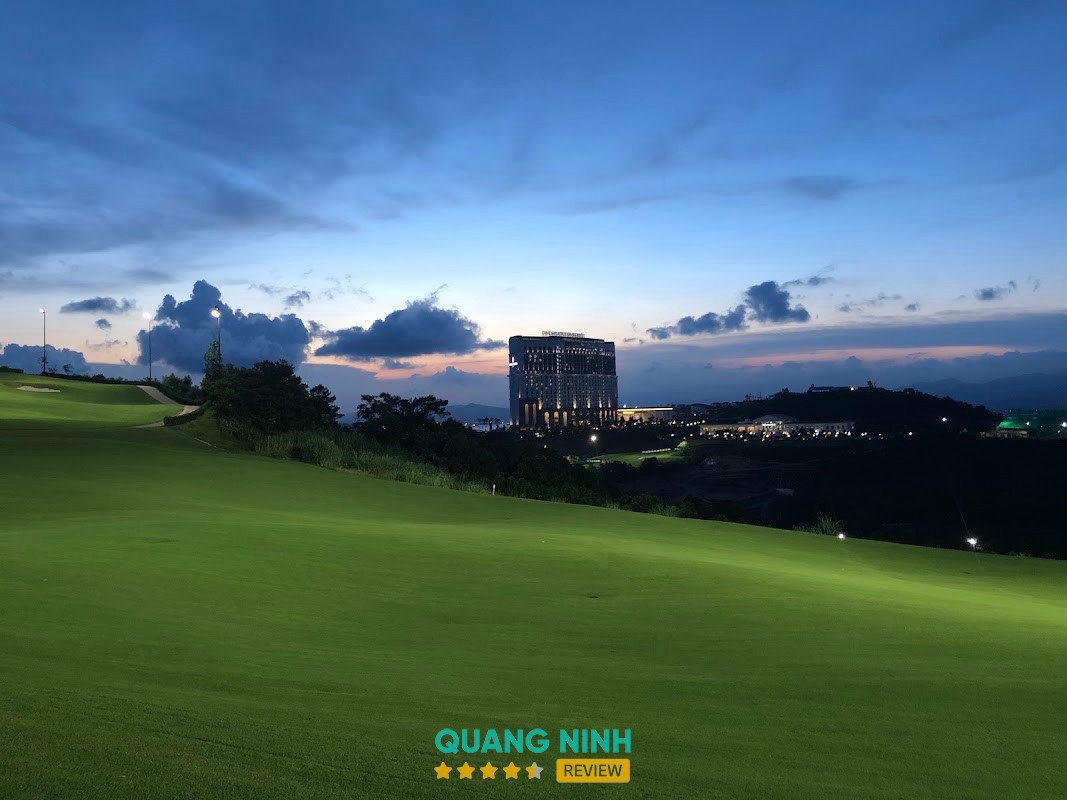 Sân Golf FLC Hạ Long – hình ảnh 3