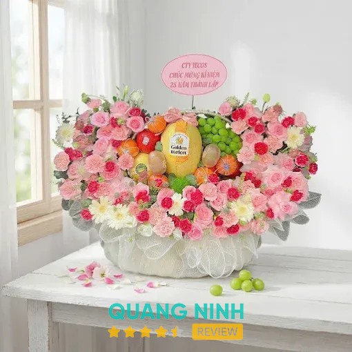 Giỏ hoa quả sạch tại iOvi Net Móng Cái