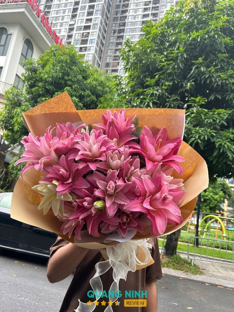 Mẫu hoa tại Hoa Tươi Hạ Long Xanh