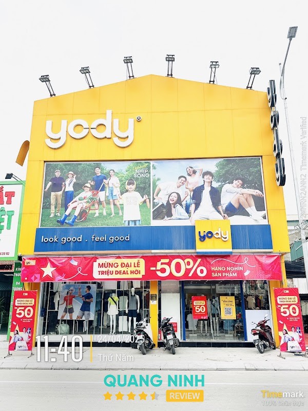 Không gian bên trong YODY Đông Triều