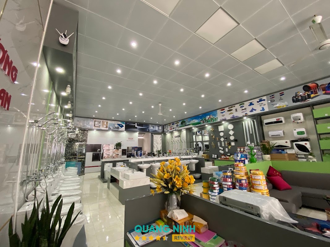 Showroom Minh Đức vật tư điện nước Cao Xanh