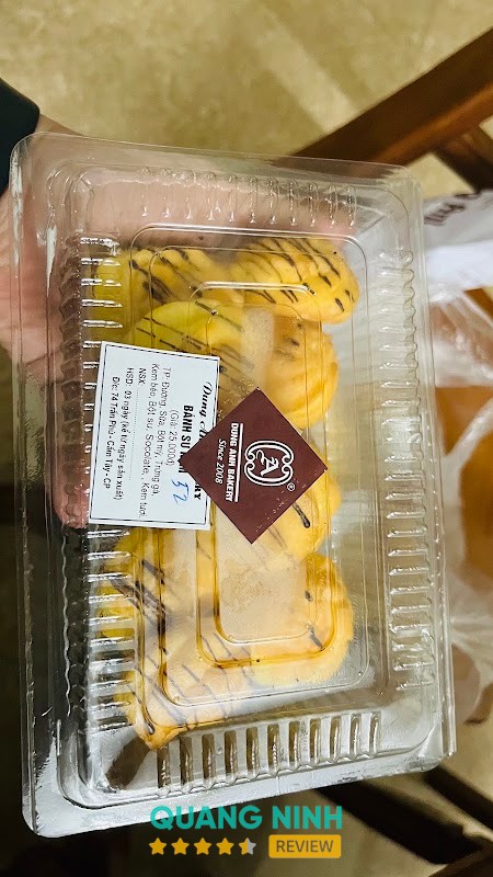 Không gian Dung Anh Bakery tại Cẩm Phả