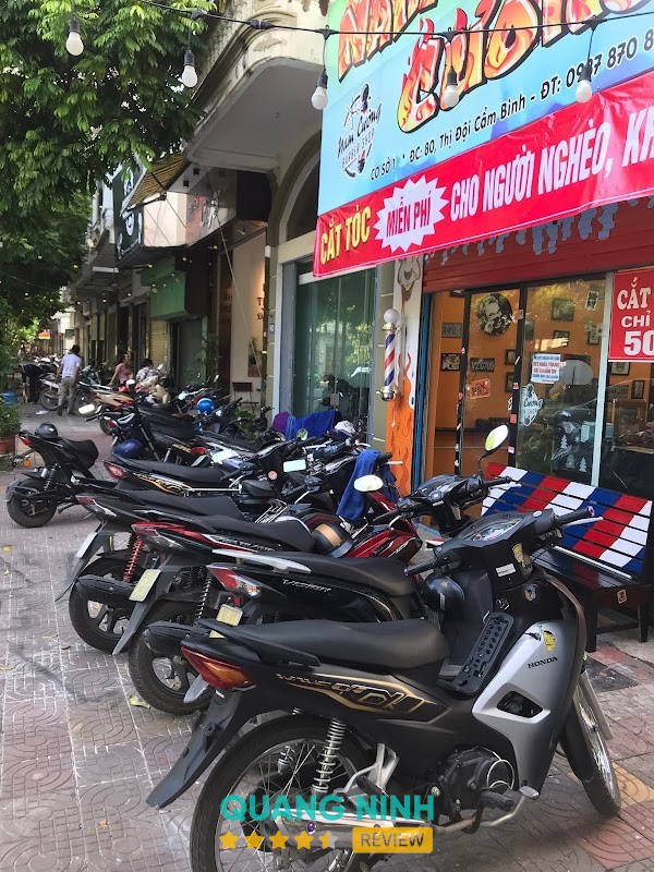 Kiểu tóc nam tại Tiệm Tóc Nam Cường