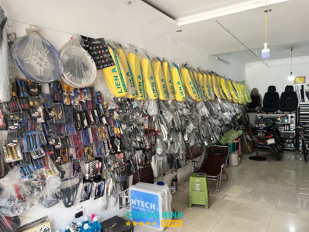 Cửa Hàng Xuân Chiến Dán Xe Quảng Ninh