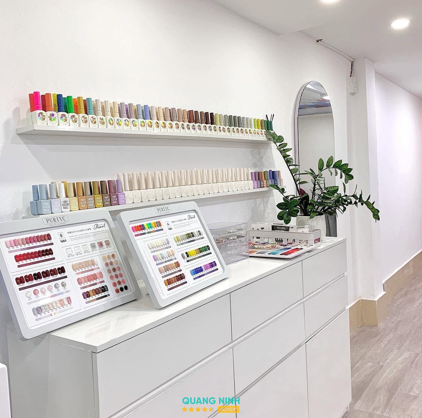 23H Nails Cao Xanh