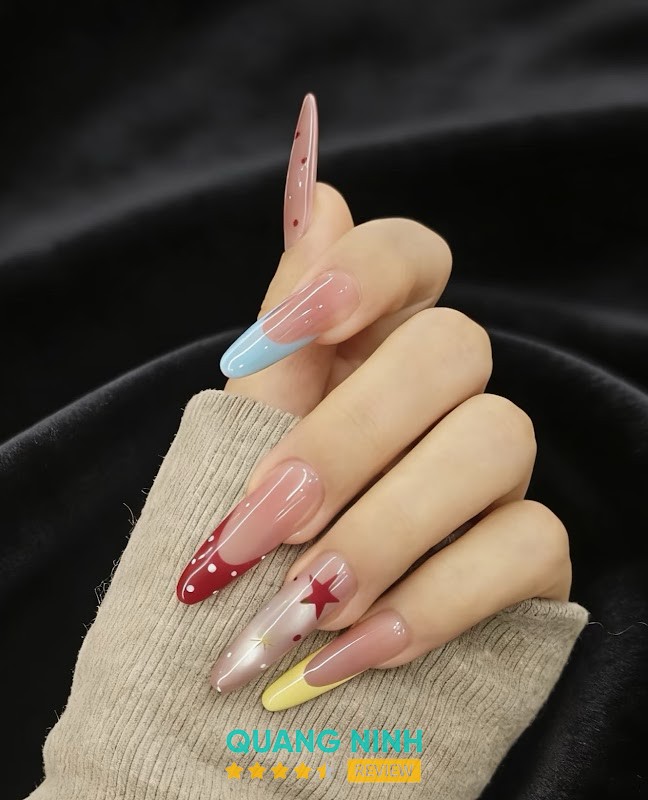 Mẫu móng tại Classy Nail