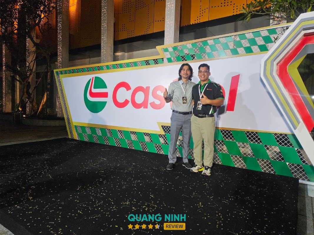 Khu vực dịch vụ tại Xe Máy Hướng Nghiệp