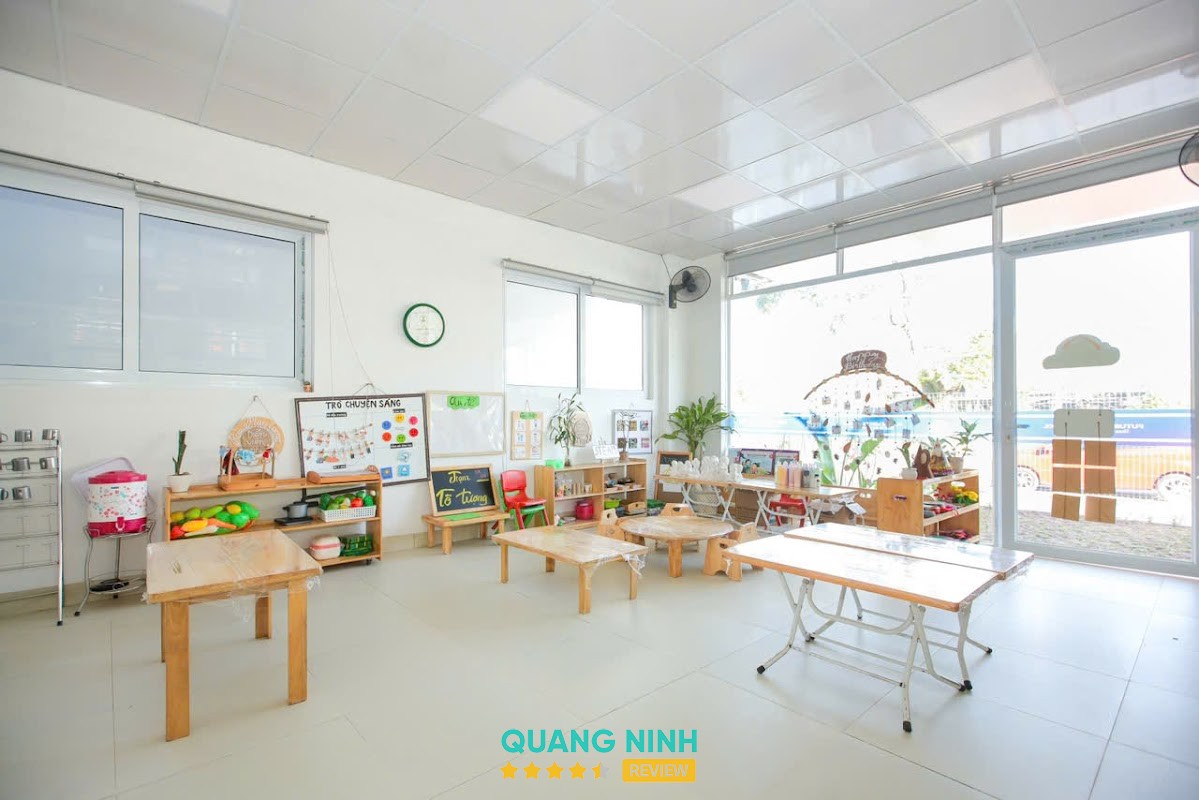 Trường mầm non Xứ Sở Cầu Vồng Cẩm Phả